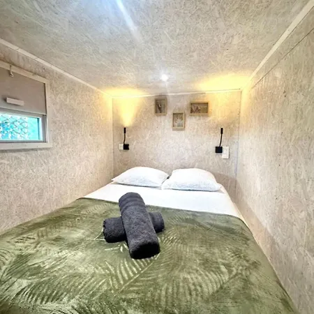 Tatil Evi Les 1000 Ailes-experience Unique Dans Hutte