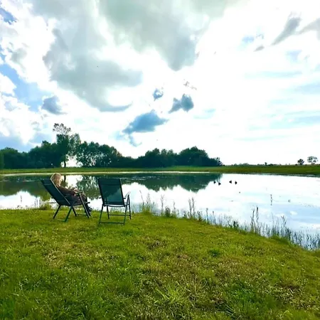 Holiday home Les 1000 Ailes-experience Unique Dans Hutte