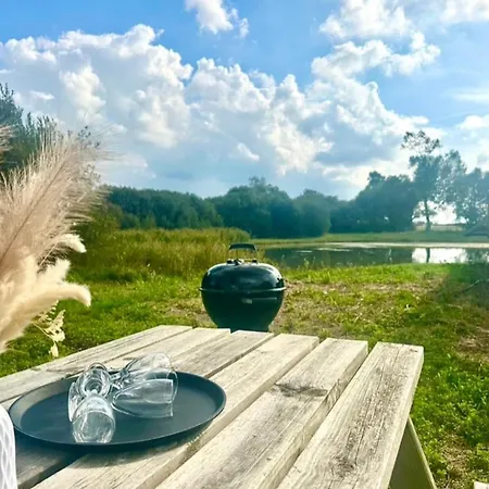 Сasa de vacaciones Les 1000 Ailes, Hutte Insolite Avec étang, Baie De Somme